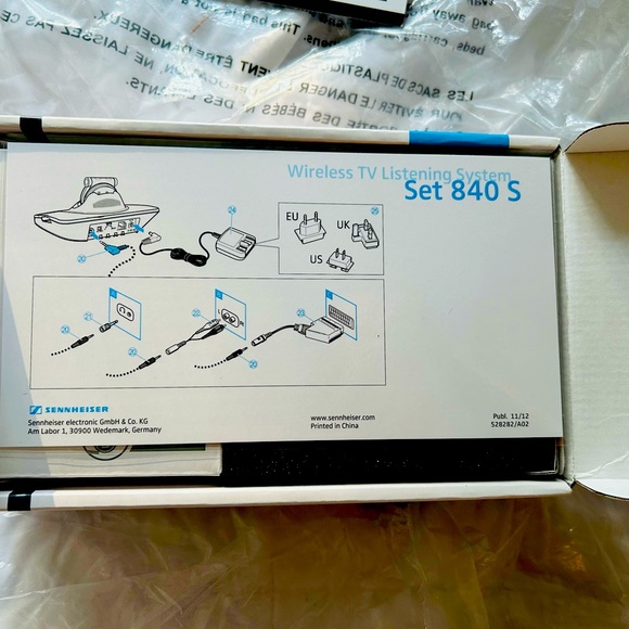 SENNHEISER SET 840-S Wireless TV LISTENING SYSTEM with Body Pack Receiver - NEW - Picture 2 of 7
